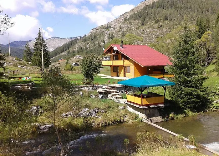 Chobaka Guest house 3*